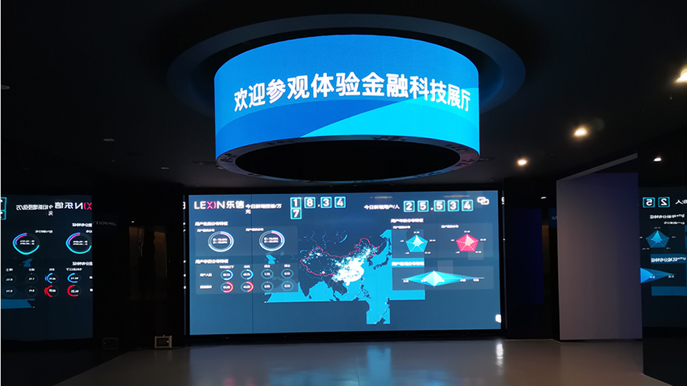 深圳P1.5MM戶內COB顯示屏