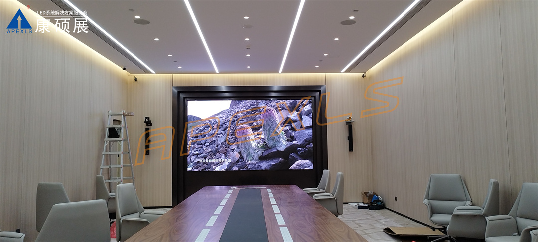 深圳福田聯(lián)豐大廈P1.25小間距LED顯示屏