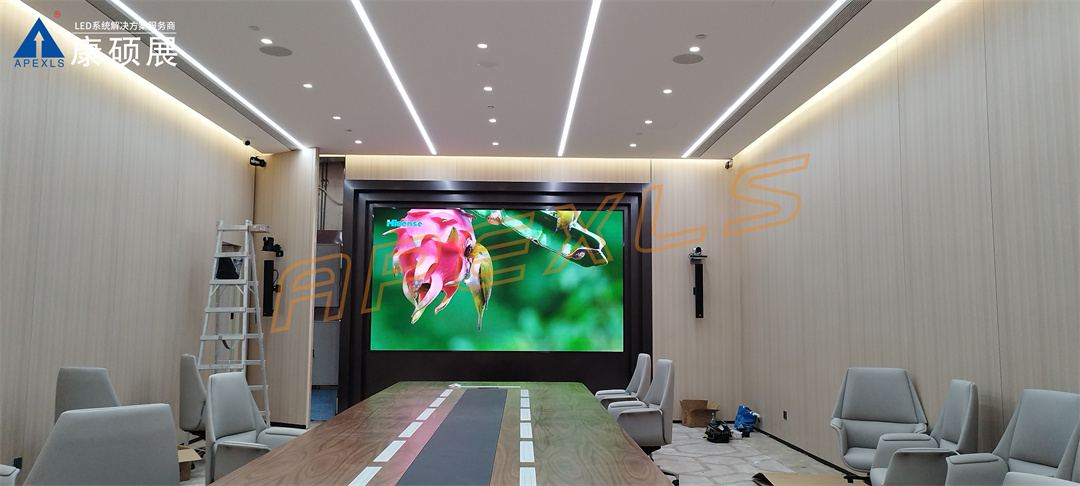 深圳福田聯(lián)豐大廈P1.25小間距LED顯示屏
